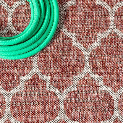 JONATHAN Y Moroccan Trellis Indoor Outdoor Round Area Rug 5 Ft Red/Beige, Trebol Textured Weave for Backyard, Patio, Porch, Easy-Cleaning, High Traffic, Pet-Friendly, Non-Shedding (SMB109C-5R)