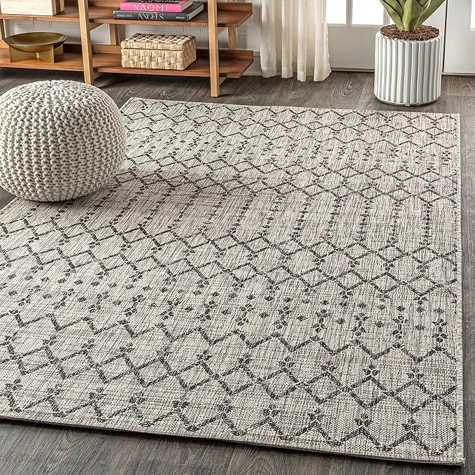 JONATHAN Y Moroccan Geometric Indoor Outdoor Area Rug 5X8 Light Gray/Black, Ourika Textured Weave for Backyard, Patio, Porch, Easy-Cleaning, High Traffic, Pet-Friendly, Non-Shedding (SMB108E-5)